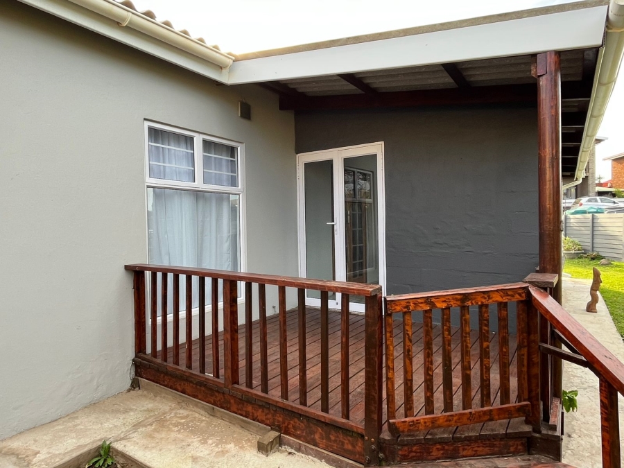 4 Bedroom Property for Sale in Seavale Eastern Cape